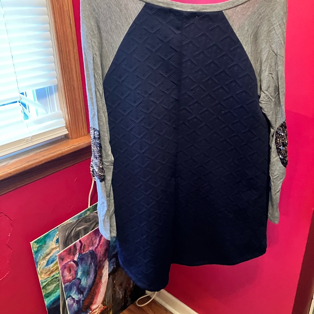 Limelush 3/4 sleeve top - Picture 6 of 6
